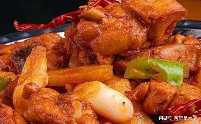 鸡肉绝绝子的风味吃法搭配洋葱和土豆炖一炖老少皆宜的家常菜(图7)