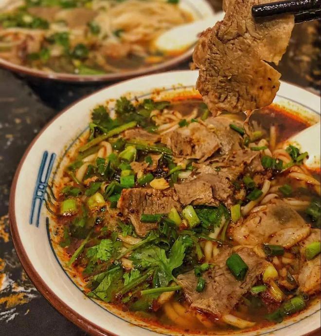 梅州美食大盘点！盐焗鸡、酿豆腐客家菜真的令人欲罢不能！(图3)