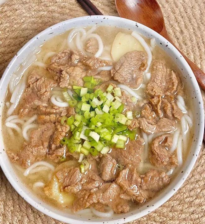 梅州美食大盘点！盐焗鸡、酿豆腐客家菜真的令人欲罢不能！(图5)